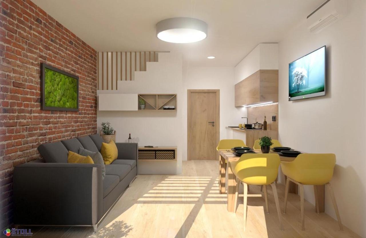 לדניצה Apartmanovy Dum Na Kolonade מראה חיצוני תמונה